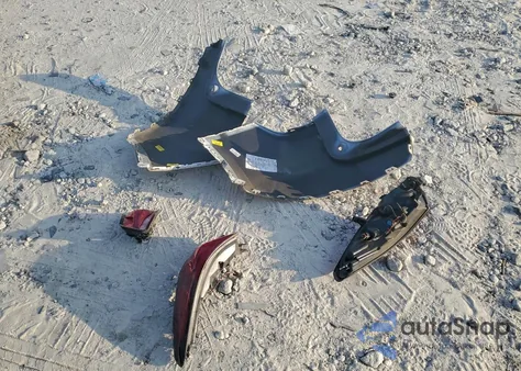 2020 Chevrolet Blazer L z USA, uszkodzony, nr VIN 3GNKBARA4LS541786